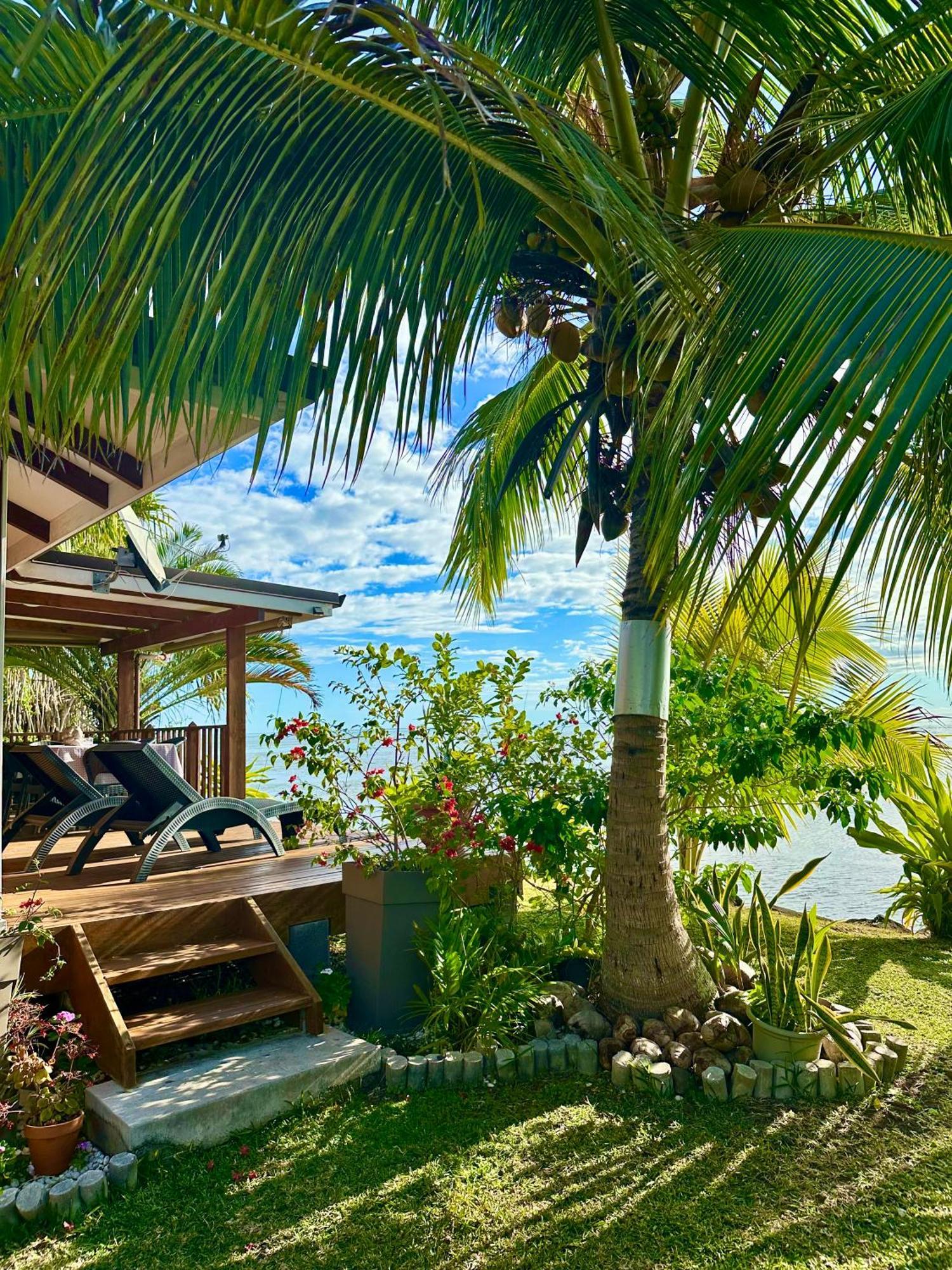 O'Coco Bungalow- Breathtaking Waterfront Views, Endless Memories Paea Exteriér fotografie